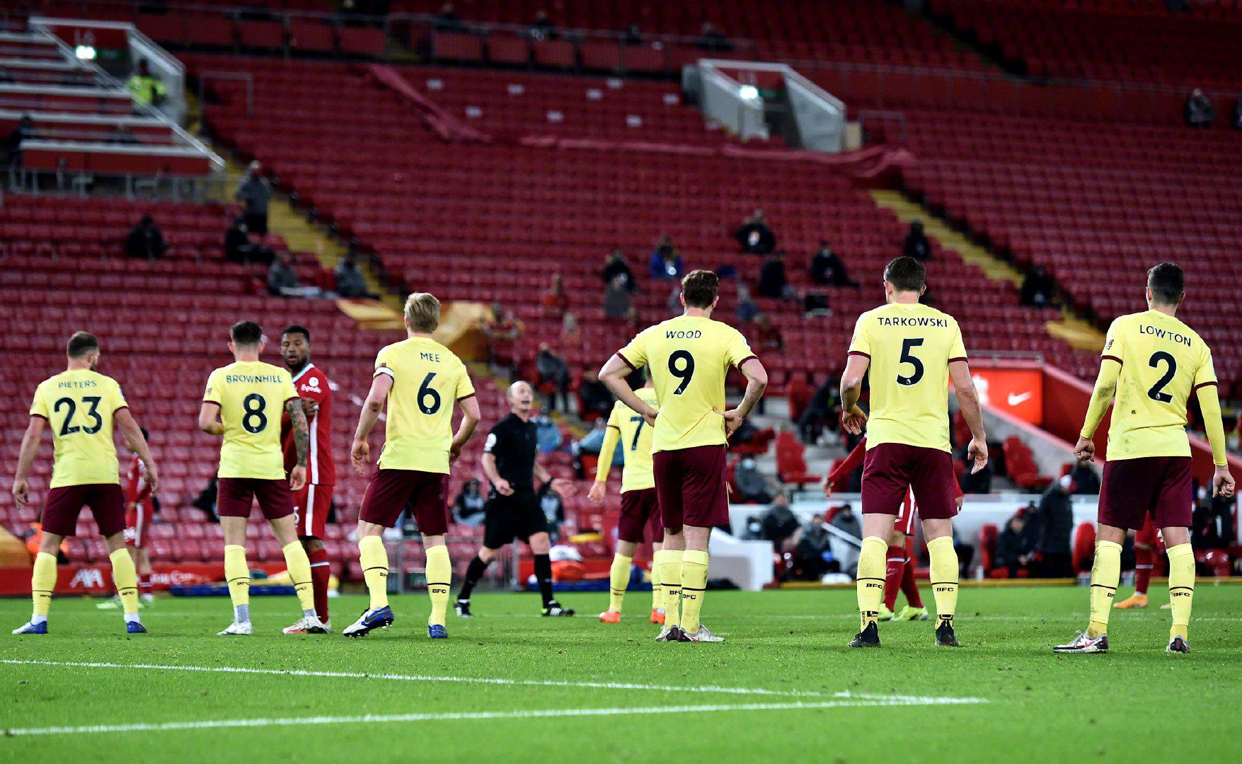 降低了引援 降低了引援